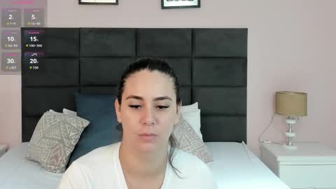 Snapshot of jenner_madison chatting on January 18, 2026, 9:57 am jenner_madison online show from January 18, 2026, 9:57 am