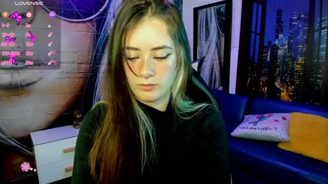 Snapshot of jenni_arango chatting on December 6, 2024, 4:36 am Jenny online show from December 6, 2024, 4:36 am