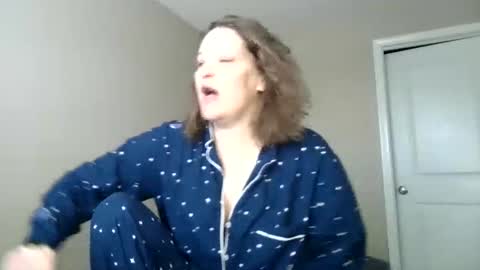 Jennibean6996 online show from January 11, 2025, 2:04 pm