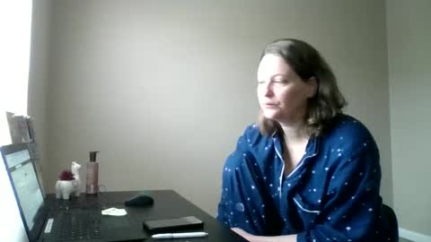 Jennibean6996 online show from January 14, 2025, 1:49 pm