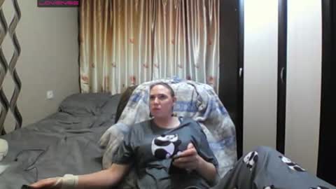 JenniDeep online show from March 25, 2026, 6:36 pm