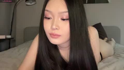 Snapshot of jennie_yung chatting on July 17, 2026, 11:20 pm jennie_yung online show from July 17, 2026, 11:20 pm