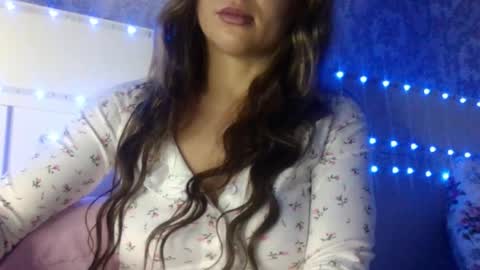 Snapshot of jennifer838 chatting on March 6, 2025, 1:58 am Jennifer online show from March 6, 2025, 1:58 am