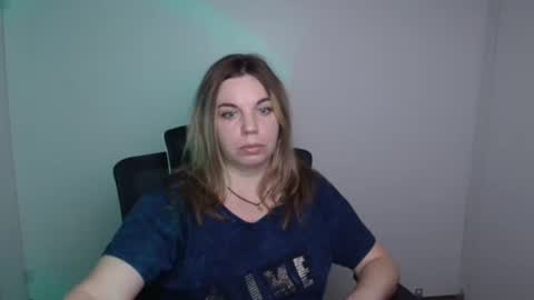 Jennifer online show from September 9, 2025, 11:43 am