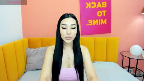 Jennifer online show from November 16, 2025, 1:33 am