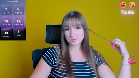 Jennifer online show from September 16, 2025, 11:22 am