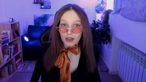 jenniferkiim online show from February 28, 2026, 8:48 am