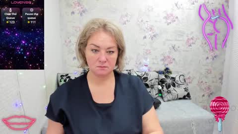 Jennifer online show from December 30, 2024, 8:25 pm