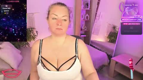 Jennifer online show from March 9, 2026, 9:30 pm