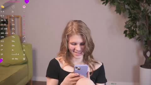 Snapshot of jenniferrakow chatting on May 14, 2026, 7:26 am Sofia online show from May 14, 2026, 7:26 am