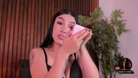     online show from November 23, 2025, 1:11 pm