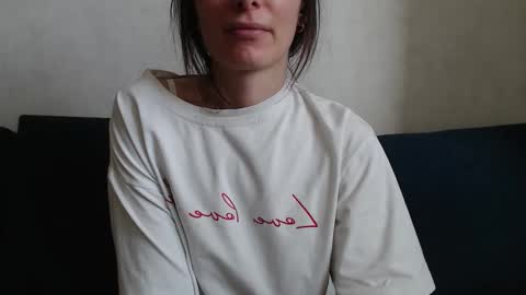 Jenny online show from October 16, 2025, 8:15 am