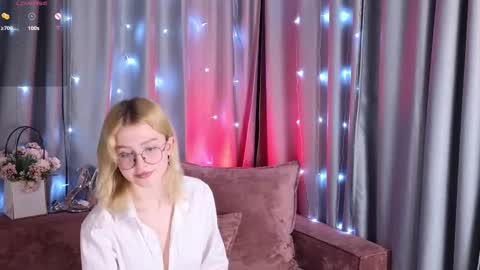 jenny_bunny_ online show from February 9, 2025, 7:38 am