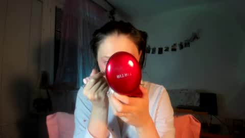 Jennifer Jenny Darling   online show from April 20, 2026, 6:20 pm