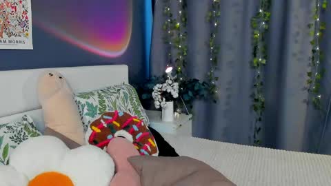 Snapshot of jenny_miller_ chatting on June 1, 2026, 3:41 am Jennt online show from June 1, 2026, 3:41 am