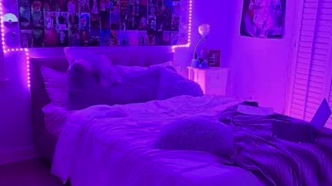 jenny_rosexx online show from October 14, 2025, 11:33 am