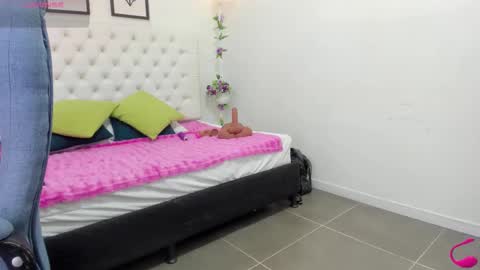 jenny_stark online show from October 11, 2025, 7:01 pm