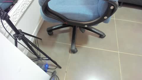 jenny_stark online show from November 6, 2025, 11:22 am