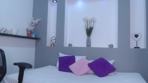 Snapshot of jenny_towers chatting on February 9, 2025, 6:11 am jenny_towers online show from February 9, 2025, 6:11 am