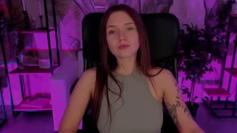 Jenny NO Nude online show from December 18, 2024, 8:42 am