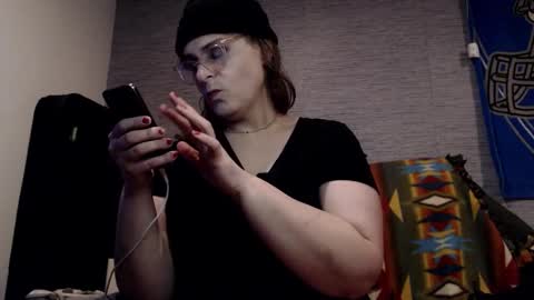 Snapshot of jennyneeds chatting on November 29, 2025, 4:59 am theChloeStar online show from November 29, 2025, 4:59 am