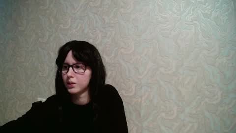 JennyOlset online show from December 16, 2024, 9:03 am