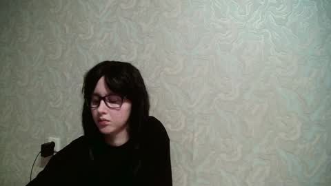 JennyOlset online show from December 16, 2024, 3:11 pm