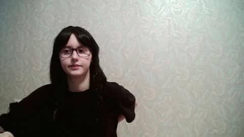 JennyOlset online show from April 9, 2026, 9:04 am
