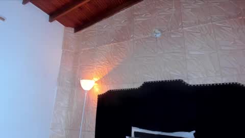  Jenny  online show from January 27, 2025, 2:02 pm