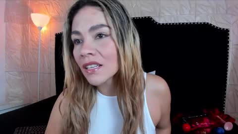  Jenny  online show from January 31, 2025, 11:03 am