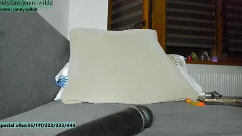 infamous blondiechloe.             Jennyjennywildd online show from September 24, 2025, 8:56 pm