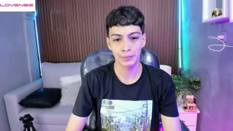 Snapshot of jeremias_1 chatting on May 1, 2026, 1:05 pm JEREMIAS online show from May 1, 2026, 1:05 pm