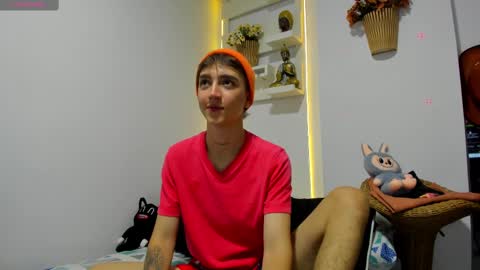 jero independent model online show from October 30, 2025, 1:07 am