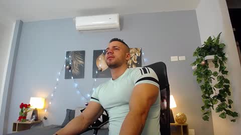 Jeremy Lowe online show from December 17, 2024, 1:16 pm