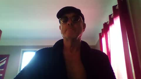 jerflor online show from December 17, 2025, 11:49 am