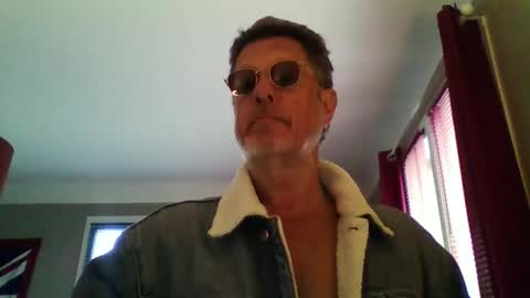 Snapshot of jerflor chatting on March 18, 2026, 2:42 pm jerflor online show from March 18, 2026, 2:42 pm