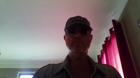 Snapshot of jerflor chatting on March 21, 2026, 10:20 am jerflor online show from March 21, 2026, 10:20 am