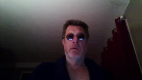 Snapshot of jerflor chatting on April 1, 2026, 3:40 am jerflor online show from April 1, 2026, 3:40 am