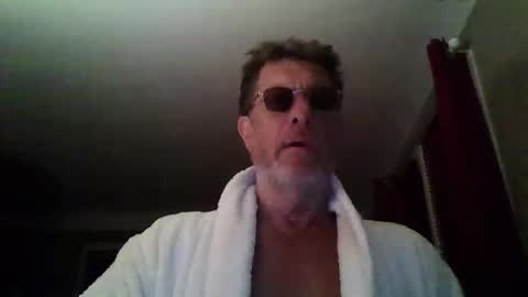 Snapshot of jerflor chatting on May 7, 2026, 2:06 am jerflor online show from May 7, 2026, 2:06 am