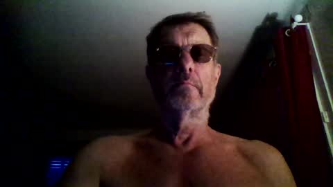 Snapshot of jerflor chatting on July 18, 2026, 4:00 pm jerflor online show from July 18, 2026, 4:00 pm