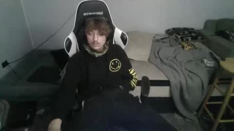 jerimiahslhong online show from November 24, 2025, 2:55 am