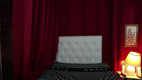 Snapshot of jerkingbbydoll chatting on February 21, 2025, 4:05 pm Sam online show from February 21, 2025, 4:05 pm