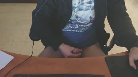 Snapshot of jermyon chatting on January 9, 2025, 5:11 pm jermyon online show from January 9, 2025, 5:11 pm