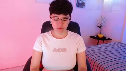 jero harper1 online show from September 19, 2025, 2:51 pm