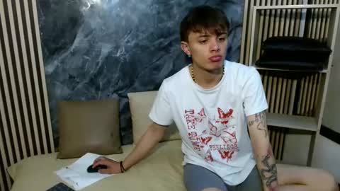 Snapshot of jerom_xx chatting on September 27, 2025, 7:30 pm Jerom xx online show from September 27, 2025, 7:30 pm