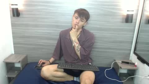 Snapshot of jerom_xx chatting on September 29, 2025, 8:02 pm Jerom xx online show from September 29, 2025, 8:02 pm