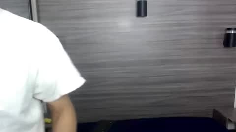 Snapshot of jerom_xx chatting on October 6, 2025, 7:22 pm Jerom xx online show from October 6, 2025, 7:22 pm