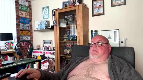 Snapshot of jerseyhammer01 chatting on May 27, 2026, 7:27 am Harry online show from May 27, 2026, 7:27 am