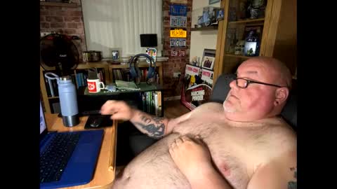 Snapshot of jerseyhammer01 chatting on June 3, 2026, 10:15 pm Harry online show from June 3, 2026, 10:15 pm