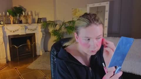 jes_solar online show from October 6, 2025, 12:02 pm